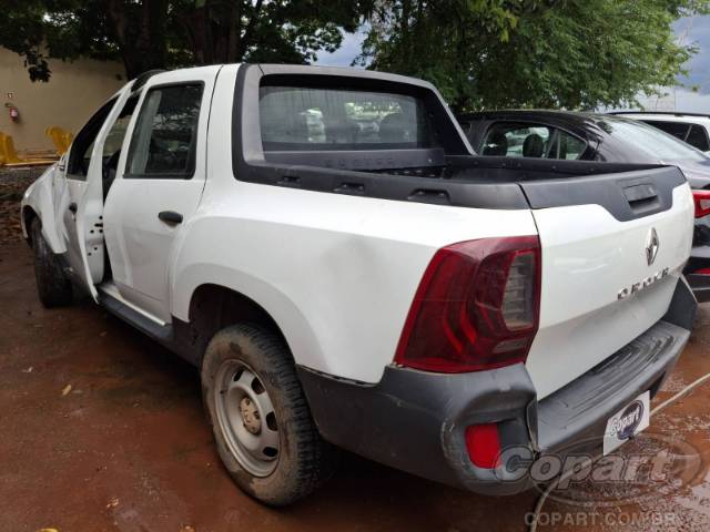 2021 RENAULT DUSTER OROCH 