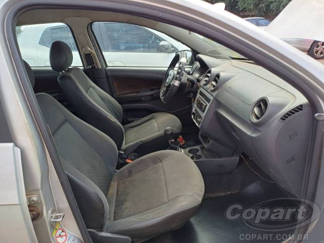 2015 VOLKSWAGEN GOL 