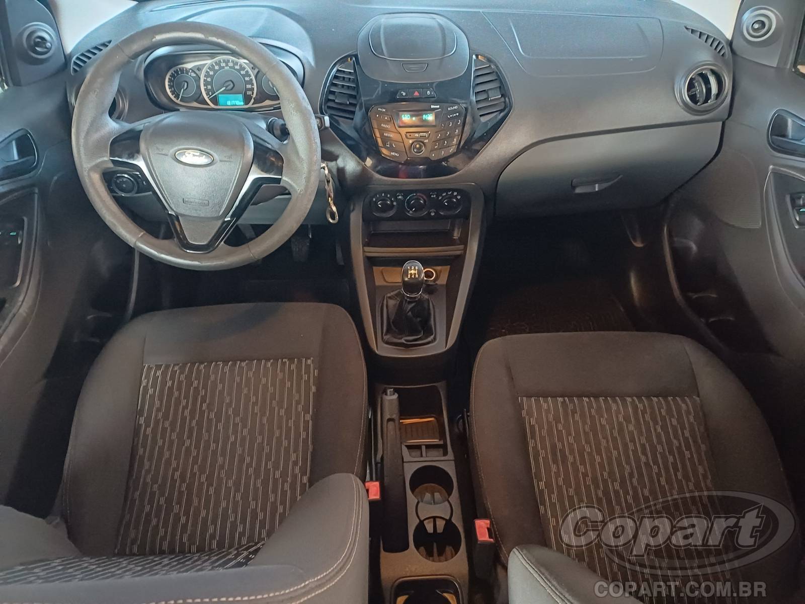 Foto 9 de 10: 2018 FORD KA SEDAN
