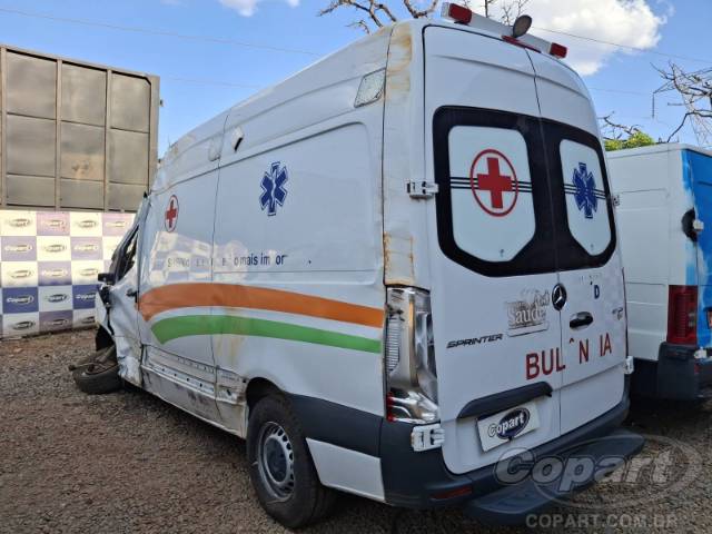 2024 MERCEDES BENZ SPRINTER 