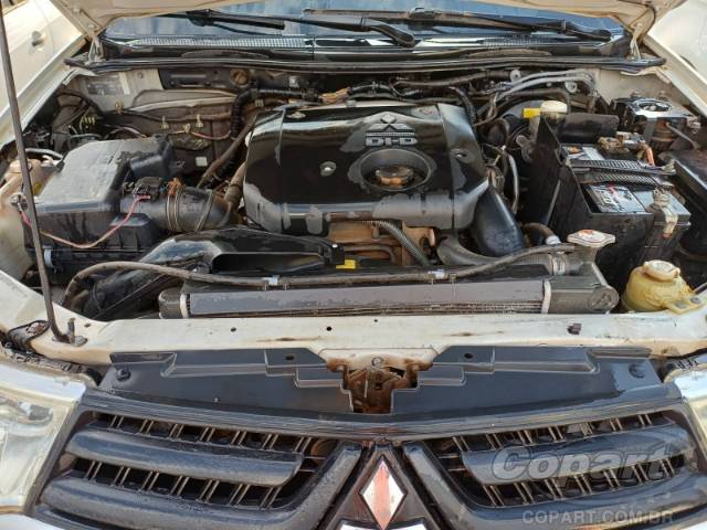 2016 MITSUBISHI PAJERO 