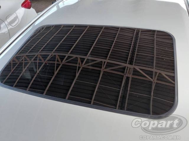 2023 TOYOTA YARIS SEDA 