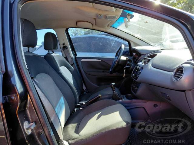 2013 FIAT PUNTO 