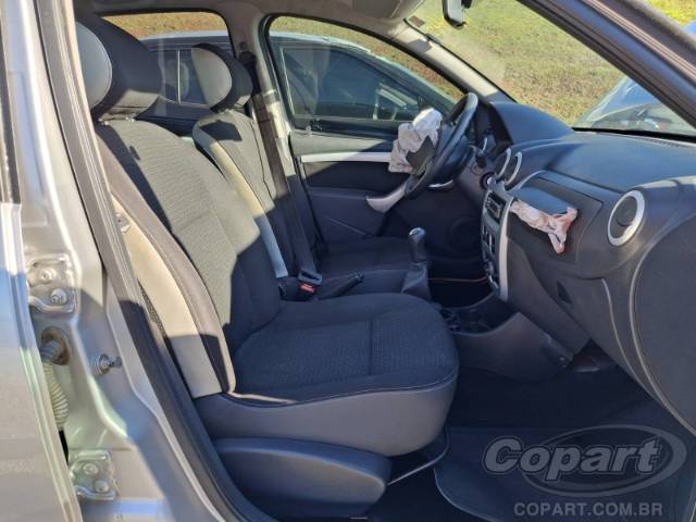2011 RENAULT SANDERO 