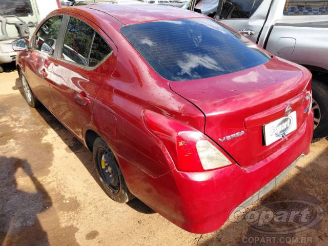 2018 NISSAN VERSA 