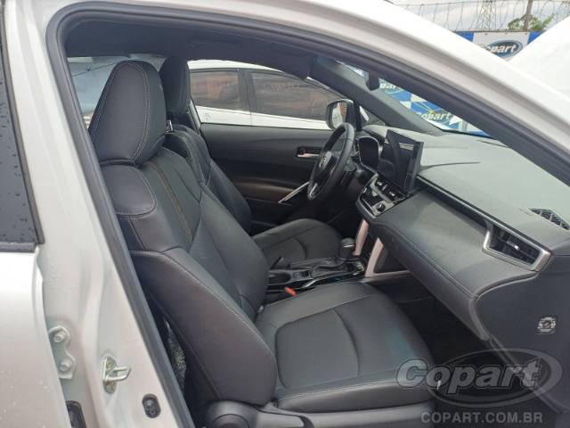 2026 TOYOTA COROLLA CROSS 