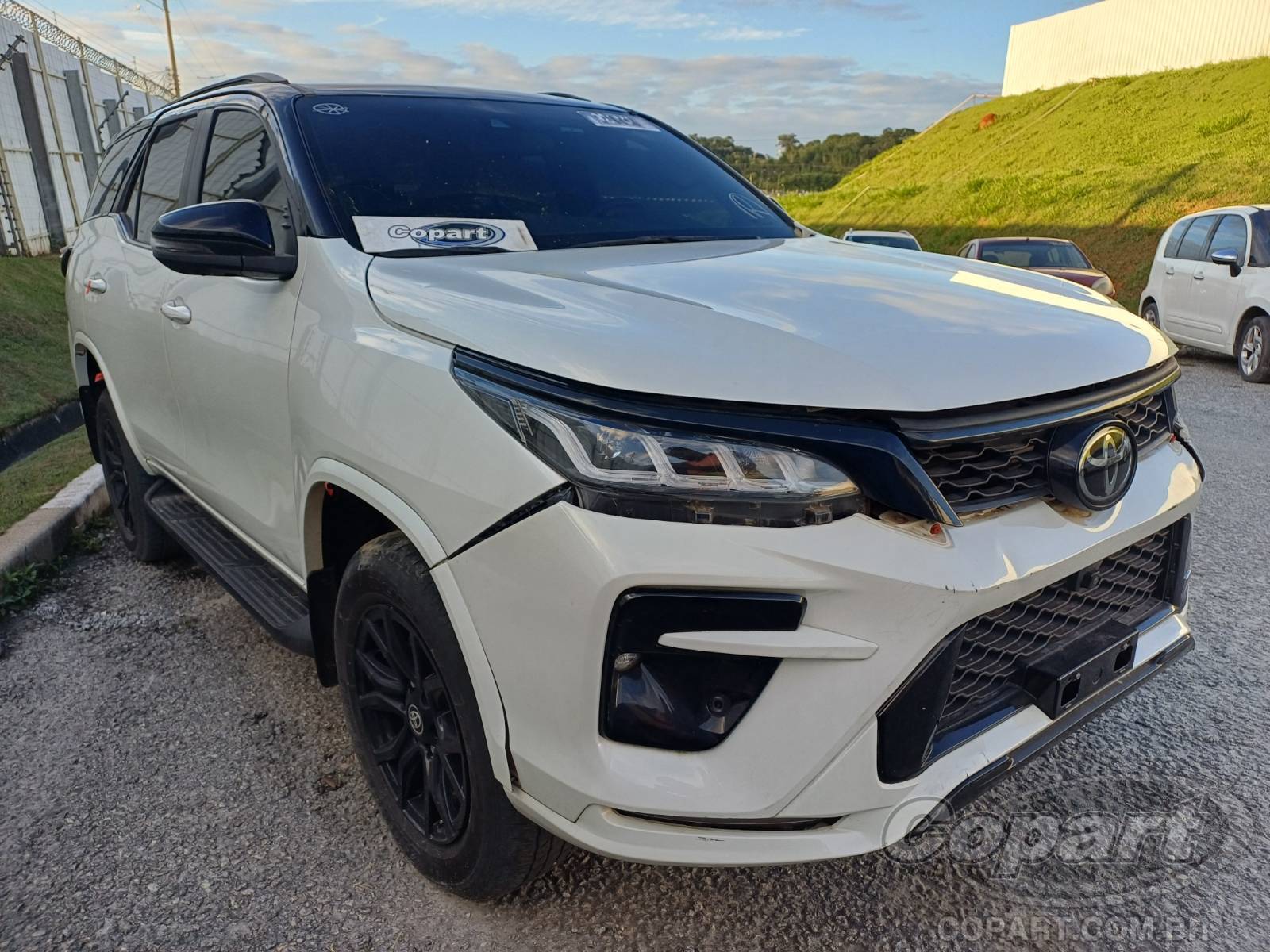Veículo Toyota SW4 Toyota SW4 GR-S 2.8 D-4D Turbo 2022 Pequena Monta 2022 em leilão