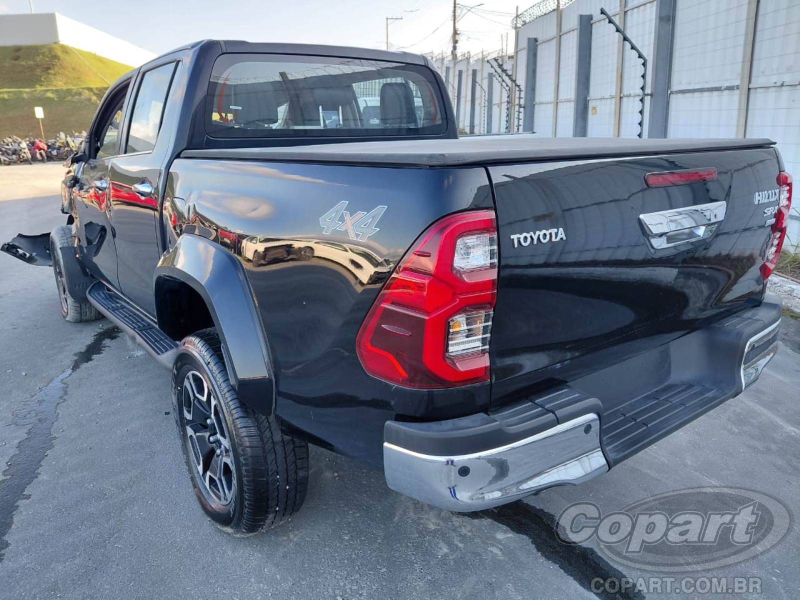 Foto 3: 2024 TOYOTA HILUX CD HILUX CD SRX 2.8 D-4D TURBO