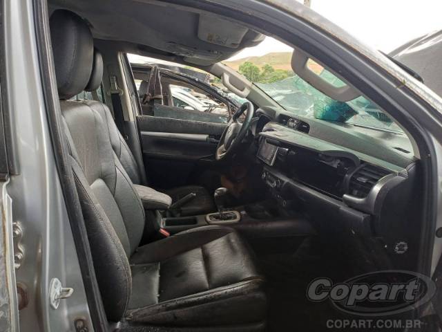 2017 TOYOTA HILUX CD 