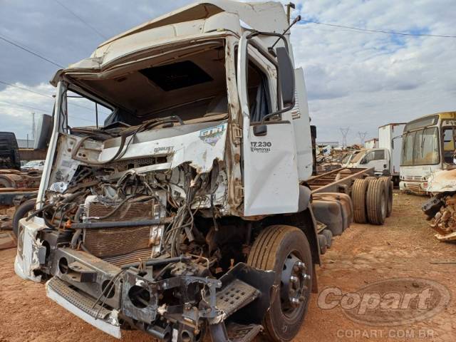 2021 VOLKSWAGEN CONSTELLATION 