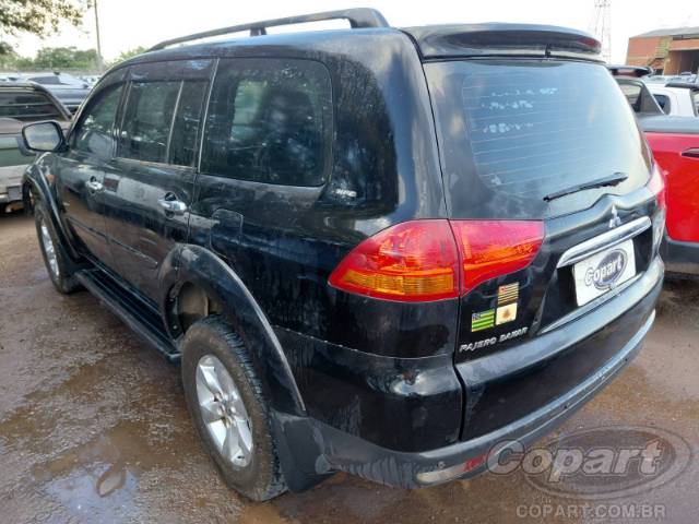 2012 MITSUBISHI PAJERO DAKAR 