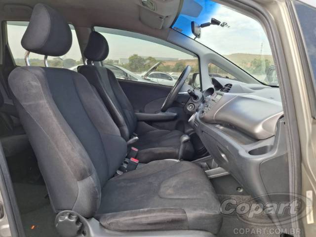 2011 HONDA FIT 