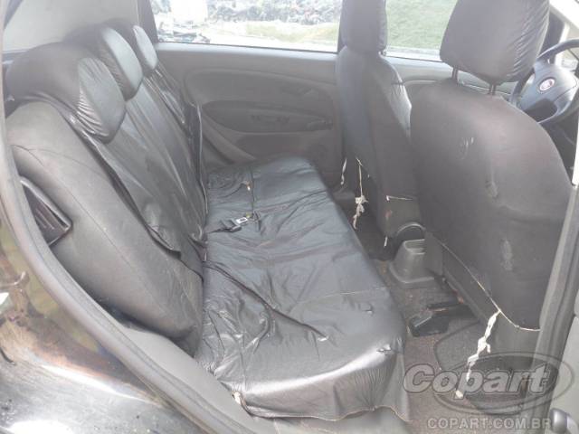 2011 FIAT PUNTO 