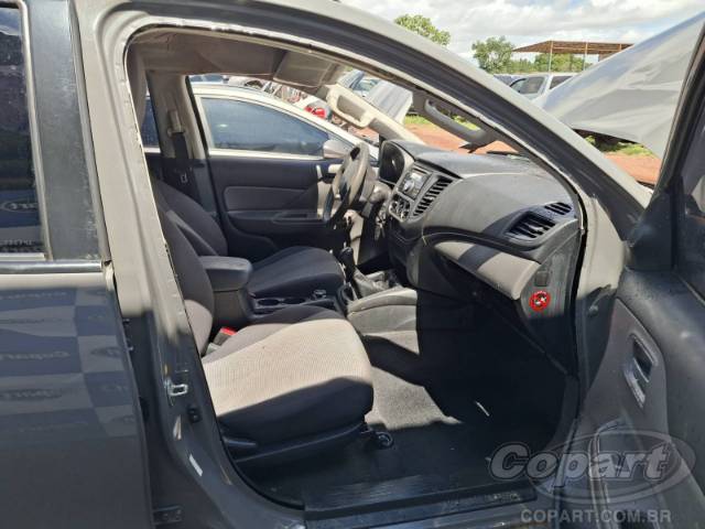 2021 MITSUBISHI L200 TRITON 