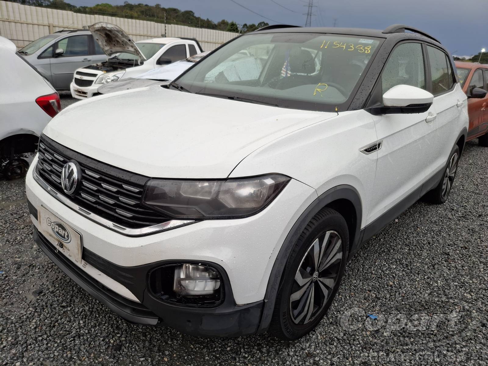 Foto 2: 2020 VOLKSWAGEN T-CROSS