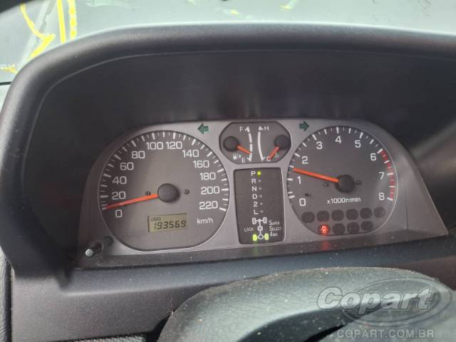 2004 MITSUBISHI PAJERO TR4 
