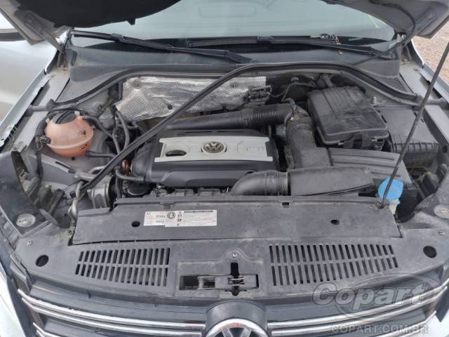 2012 VOLKSWAGEN TIGUAN 