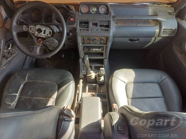 1995 MITSUBISHI PAJERO 