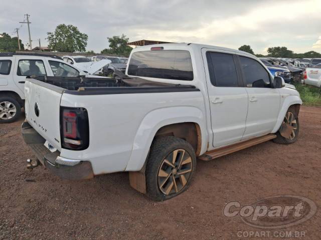 2025 VOLKSWAGEN AMAROK 