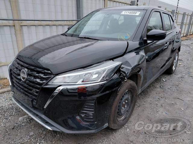 2025 NISSAN Kicks Play 