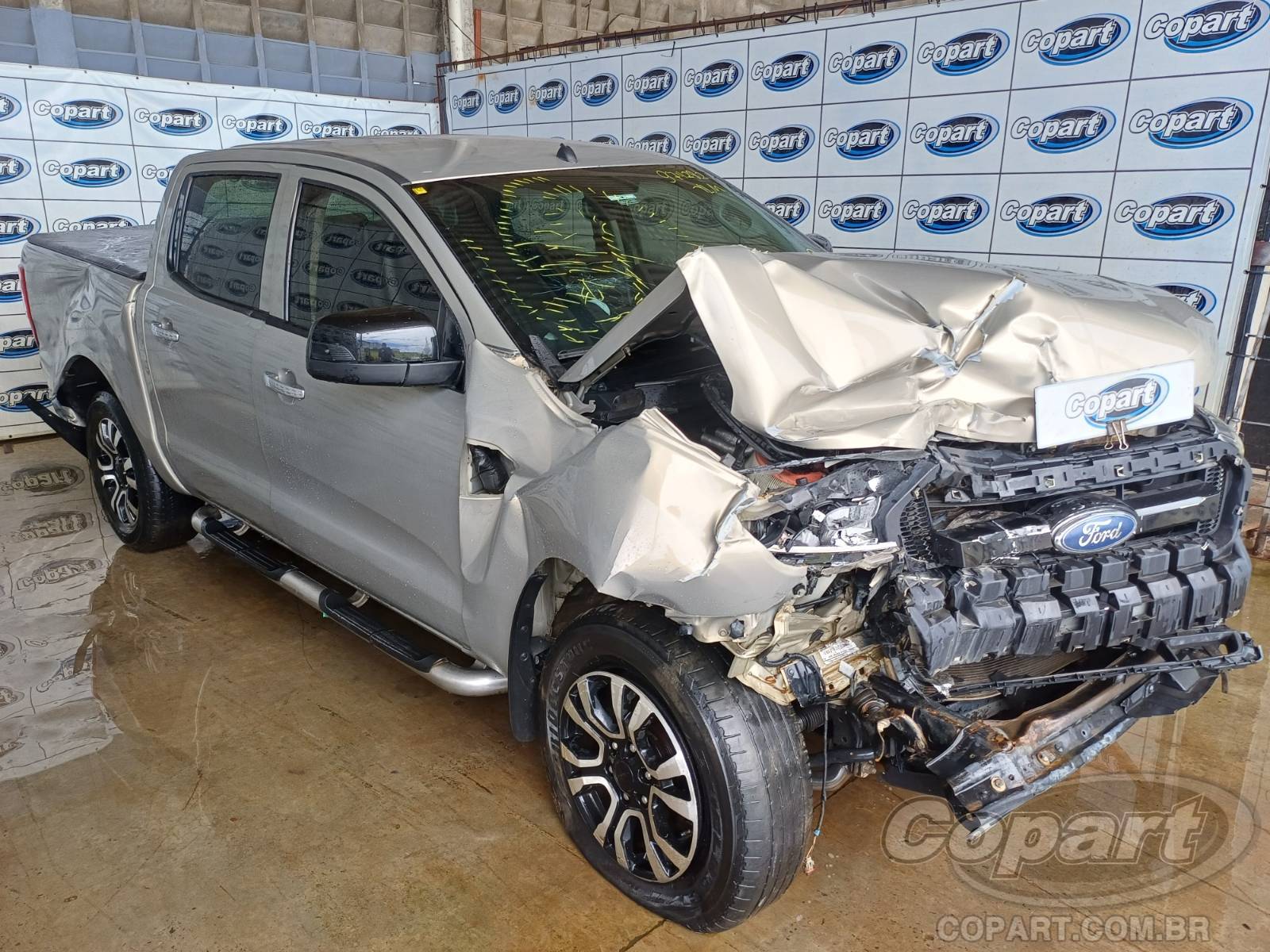 Veículo Ford Ranger Ford Ranger CD XLT 3.2 Duratorq TDCi 2018 Médio Avariado 2018 em leilão