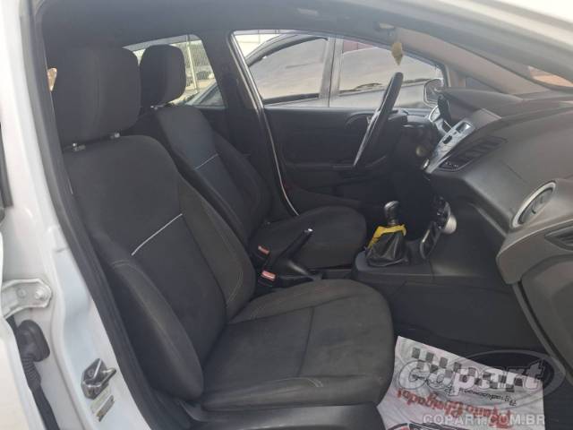 2015 FORD FIESTA 