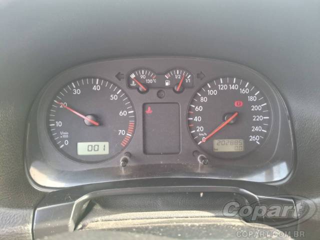 2001 VOLKSWAGEN GOLF 