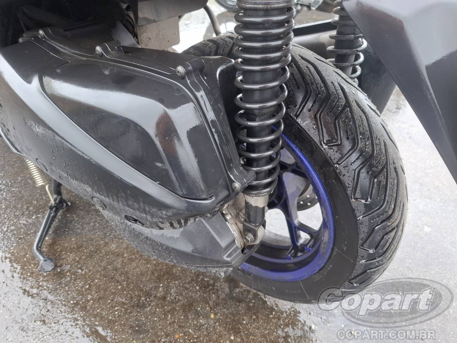 2023 YAMAHA XMAX — foto 7 de 10