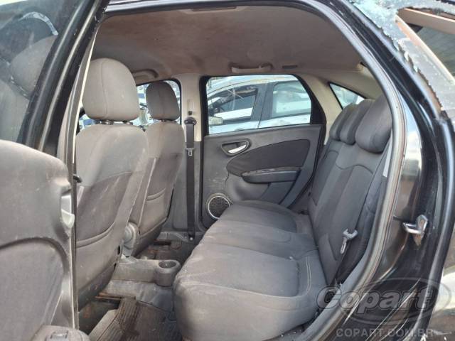 2016 FIAT GRAND SIENA 