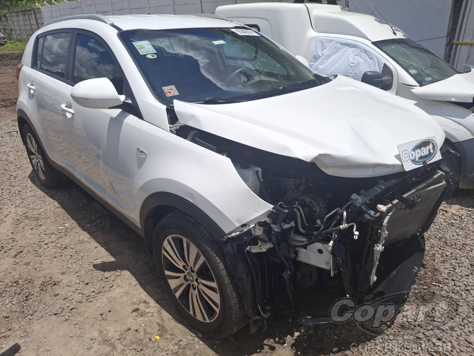 Veículo Kia Motors Sportage KIA Sportage LX 2.0 16V 2015 Médio Dano Frontal 2015 em leilão