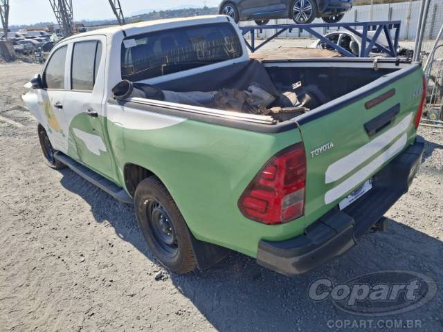 2024 TOYOTA HILUX CD 