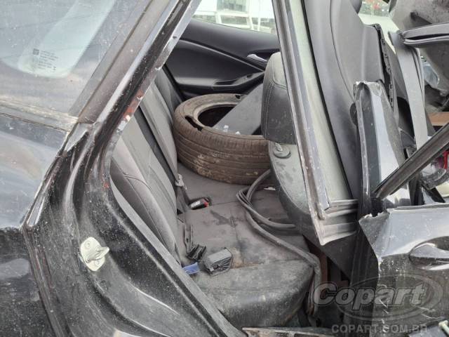 2025 CHEVROLET TRACKER 