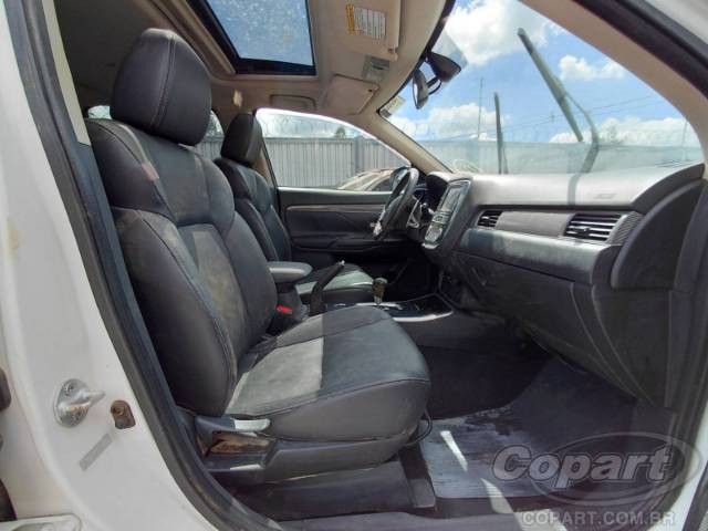 2019 MITSUBISHI OUTLANDER 