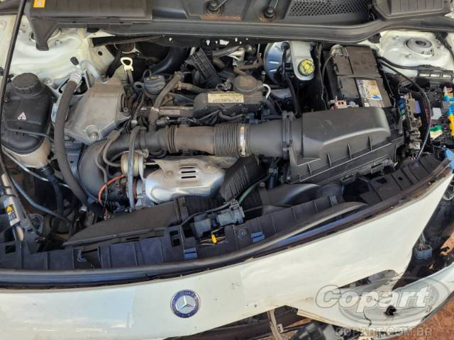 2015 MERCEDES BENZ GLA 