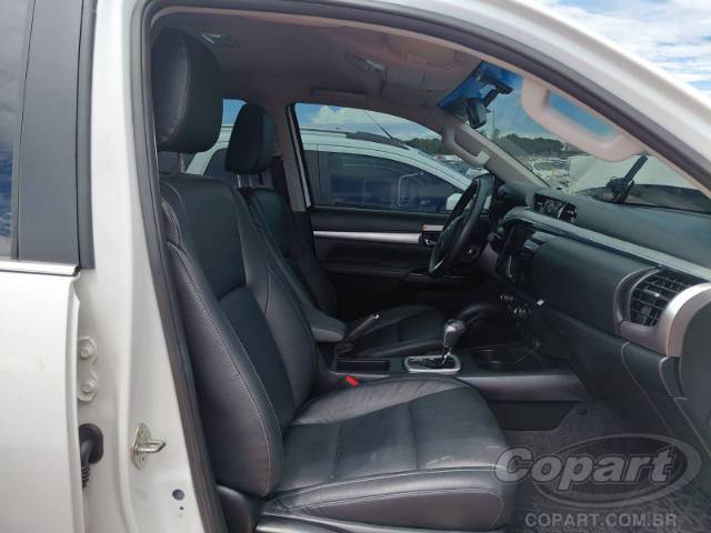 2025 TOYOTA HILUX CD 