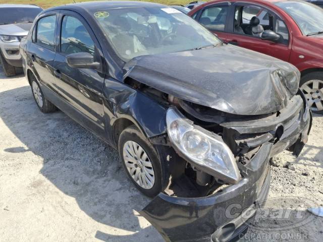 2011 VOLKSWAGEN VOYAGE 