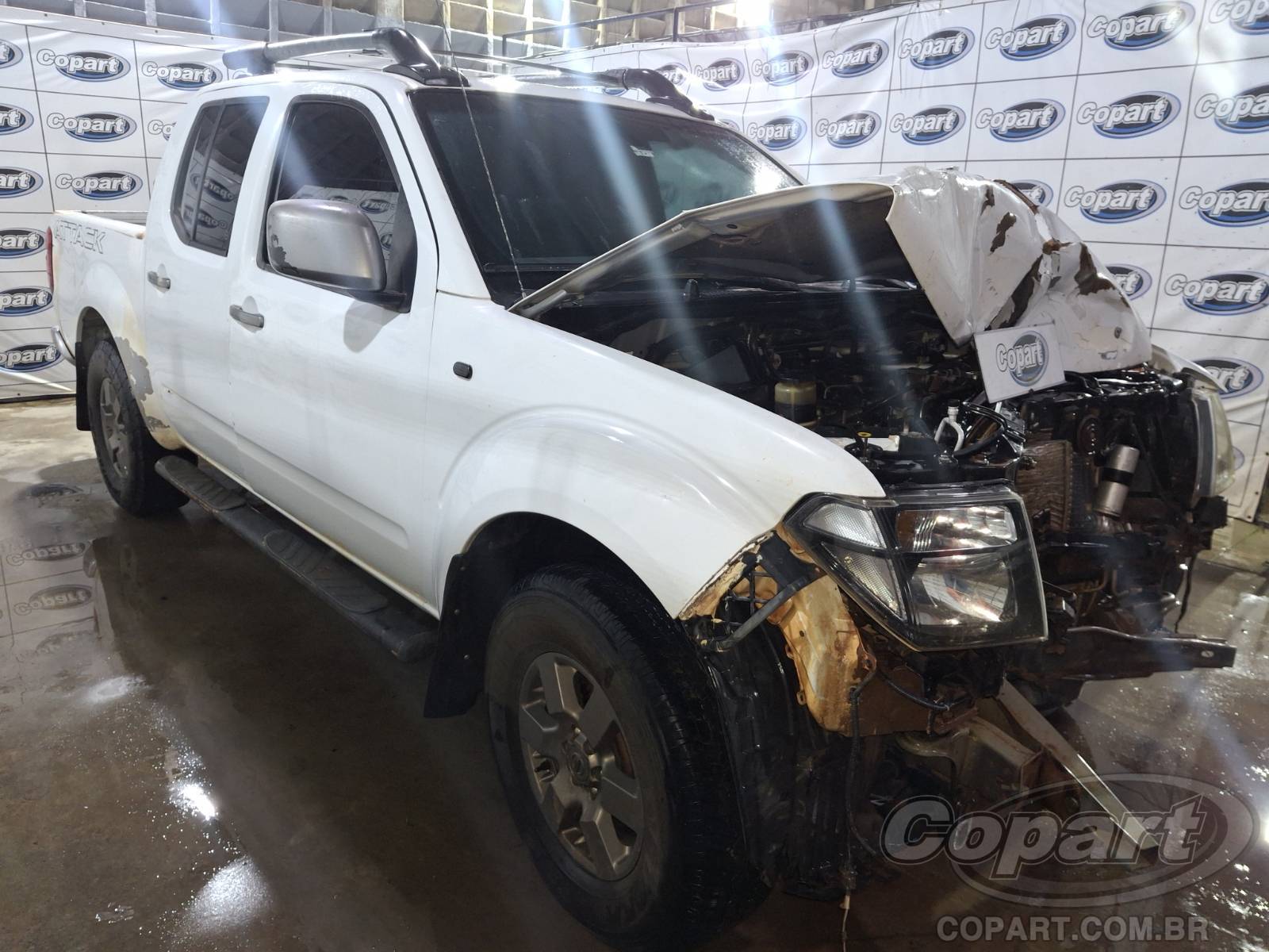 Nissan Frontier CD SV Attack 10 Anos 2.5 Turbo 2013 Médio Estado