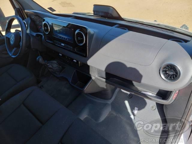 2025 MERCEDES BENZ SPRINTER TRUCK 