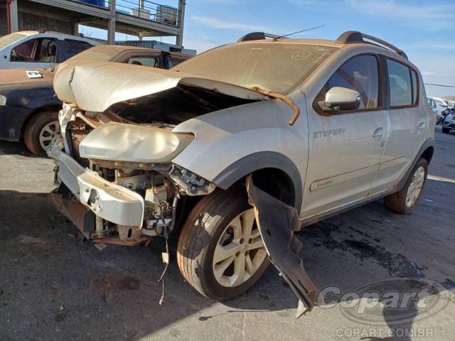 2017 RENAULT SANDERO 