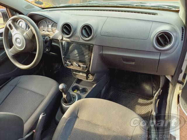 2016 VOLKSWAGEN SAVEIRO 