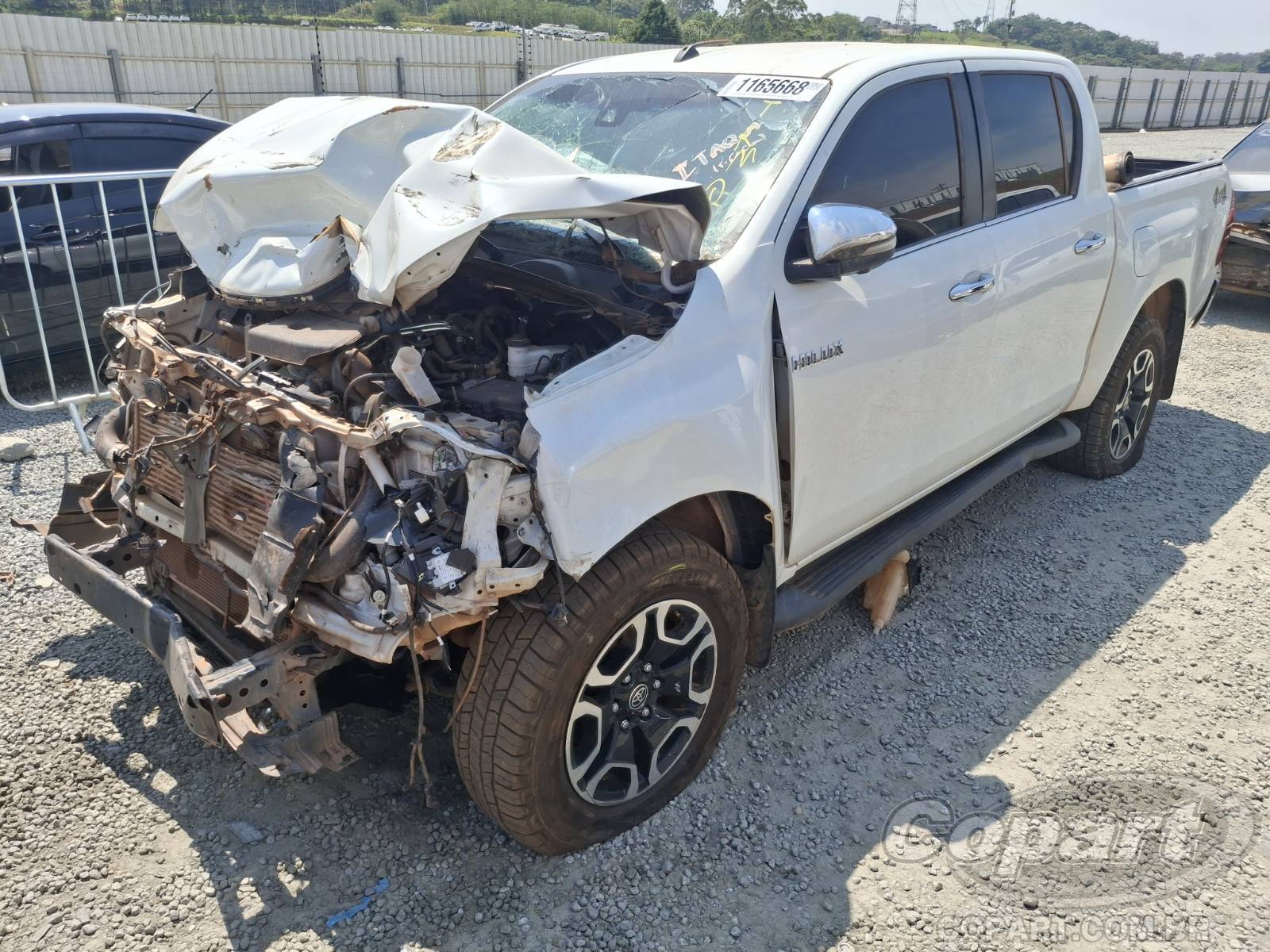 Foto 2: 2023 TOYOTA HILUX CD