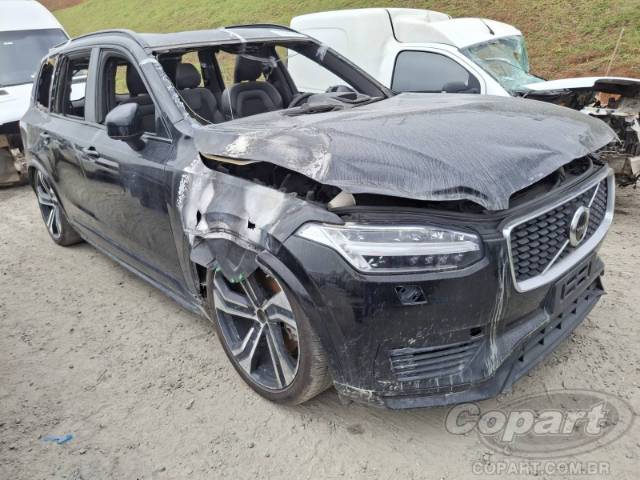2020 VOLVO XC90 