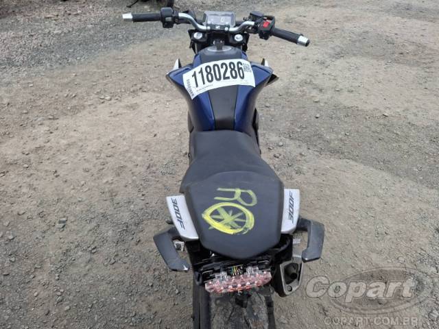 2026 HONDA CB 300F 