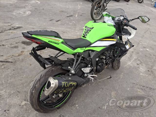 2025 KAWASAKI NINJA ZX-6R 