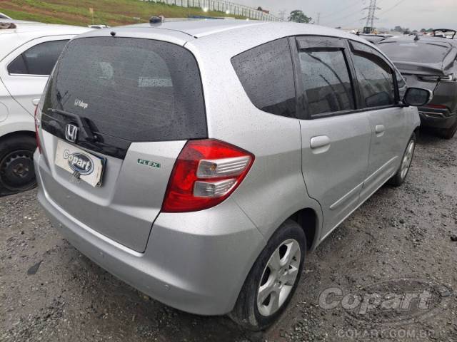2010 HONDA FIT 