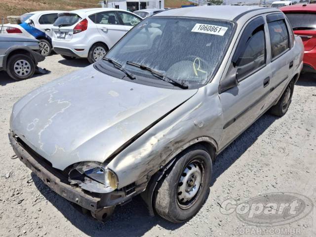 2004 CHEVROLET CORSA SEDAN 