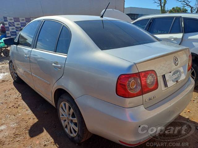 2013 VOLKSWAGEN POLO SEDAN 