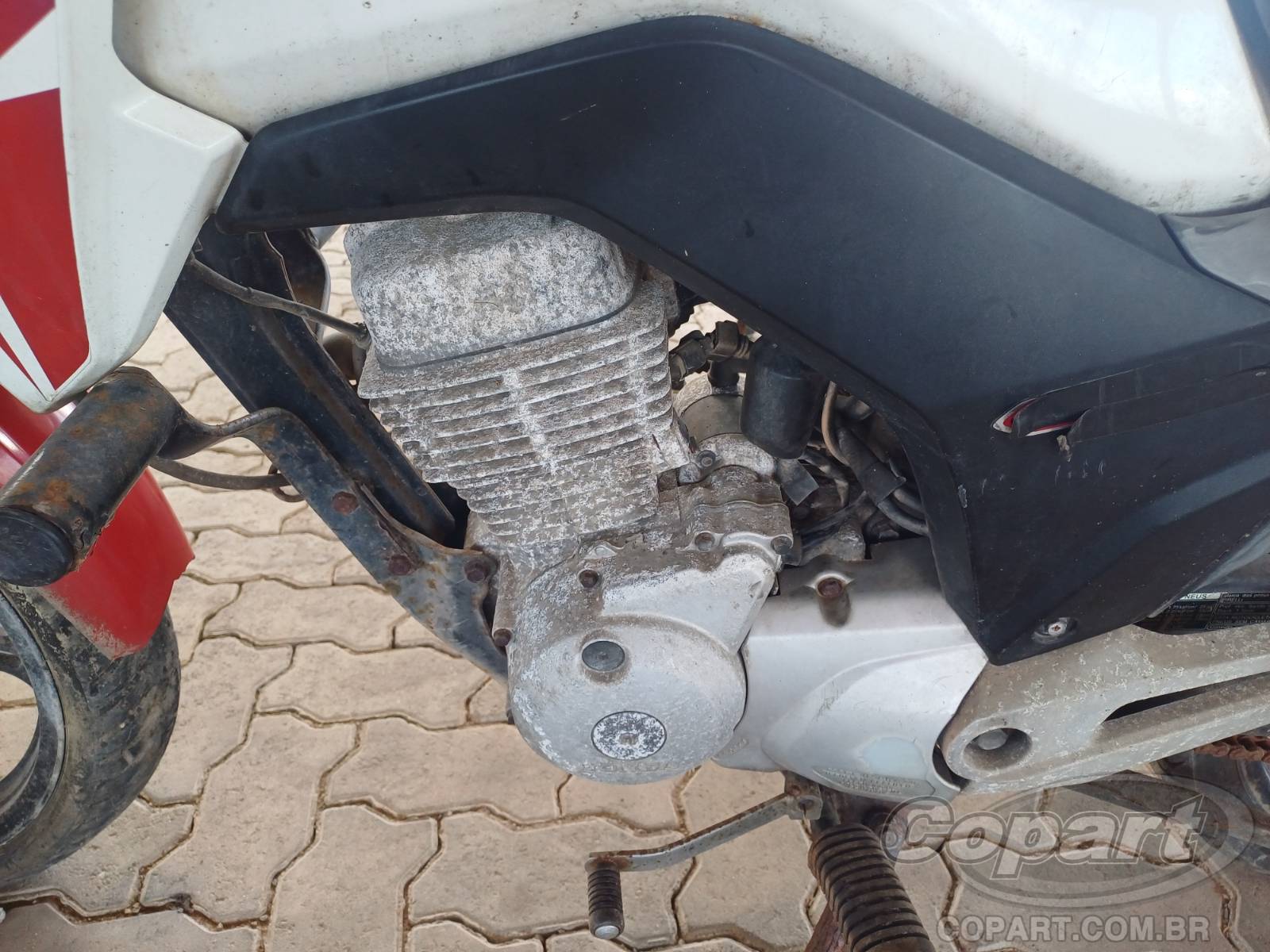 Foto 6 de 10: 2015 HONDA CG 150