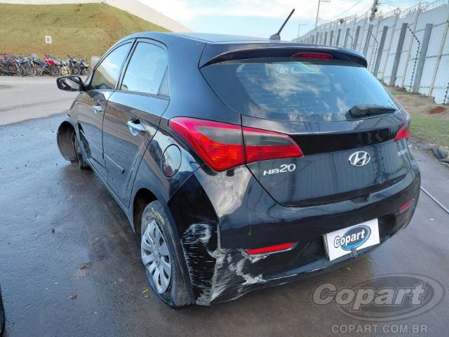 2013 HYUNDAI HB20 