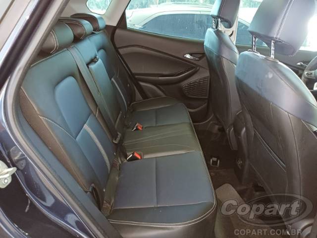 2025 CHEVROLET TRACKER 